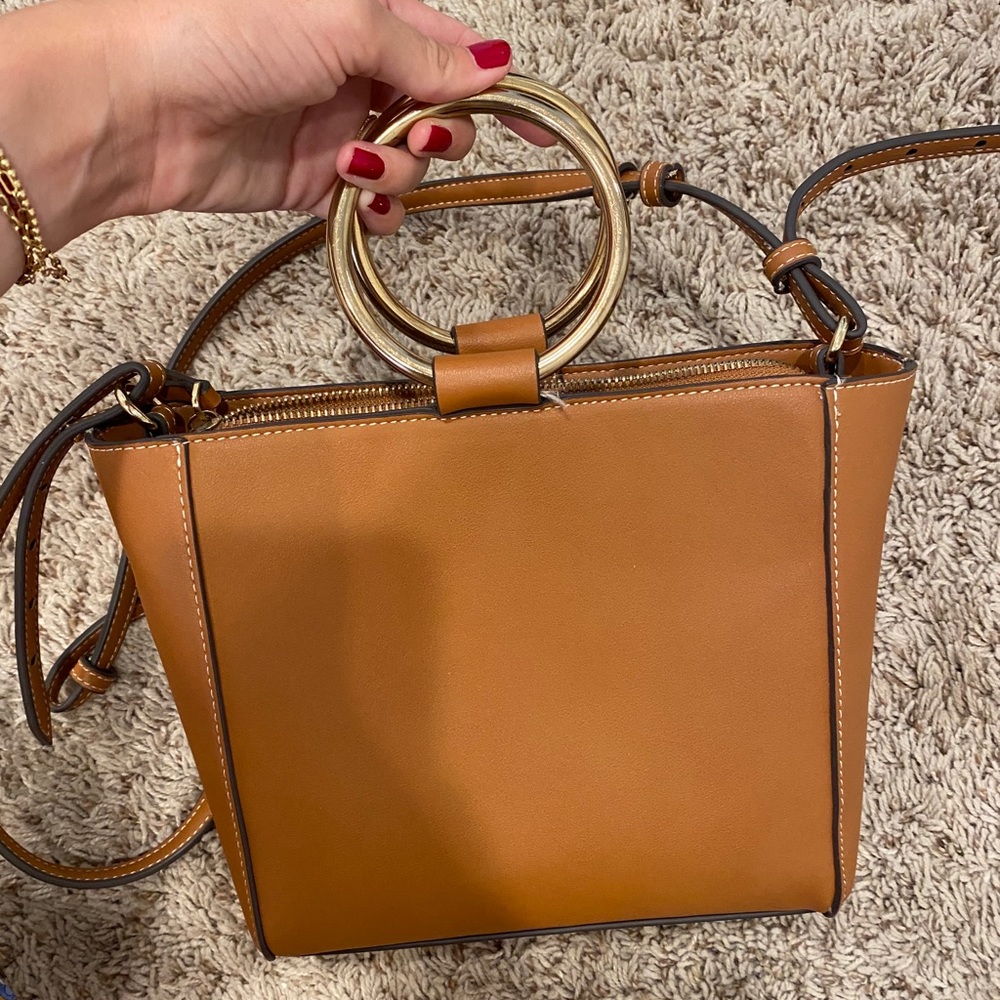 Mango hoop ring purse